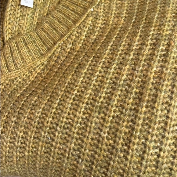 ANA ~ Misses XXL knit v-neck sweater, ecru olive green, warm, cosy and soft! NWT - Picture 10 of 10